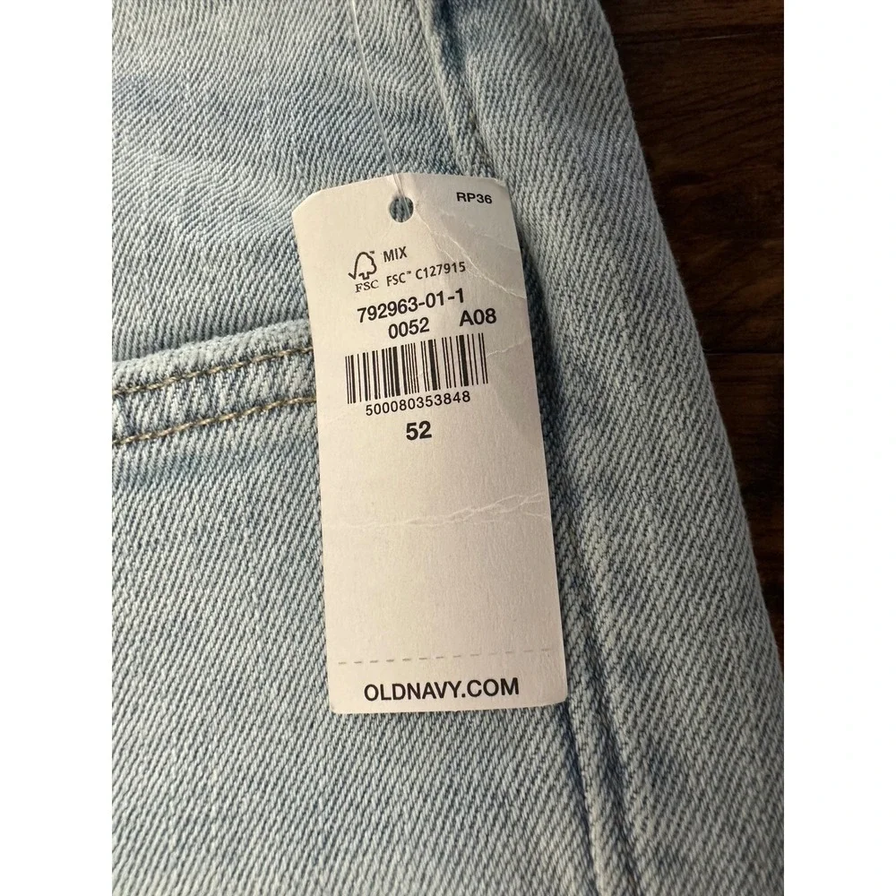 NWT Old Navy Men's Size 52 Slim Built-In Flex Distressed Denim Shorts Blue Jorts